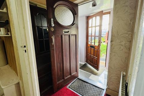 3 bedroom semi-detached house for sale, Grove Gardens, London