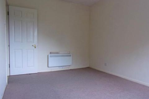 2 bedroom flat to rent, Poets Chase, Aylesbury HP21