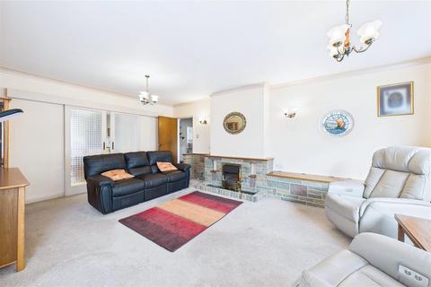 2 bedroom detached bungalow for sale, Charming village on the outskirts of Clevedon