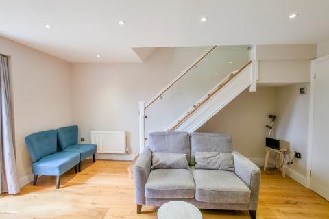 31 Floathaven Close, London, SE28 8SN