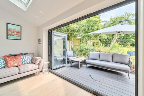 10 Fairfield Road, Exeter, EX2 8UE