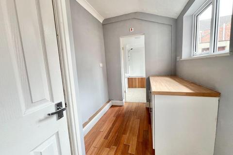 2 bedroom terraced house for sale, Victoria Avenue, Crook