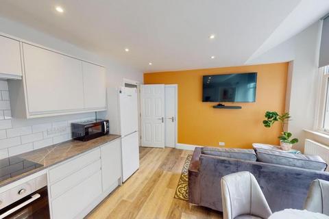 6 bedroom flat to rent, Saint Nicholas Street, Bristol BS1