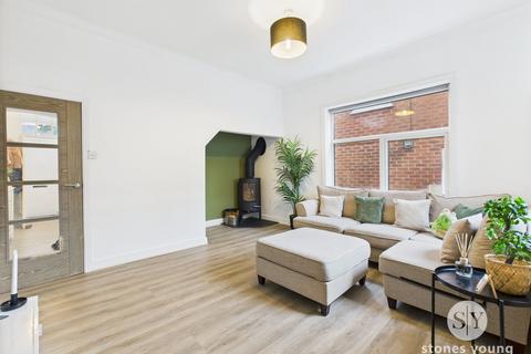 3 bedroom end of terrace house for sale, Full View, Blackburn, BB2