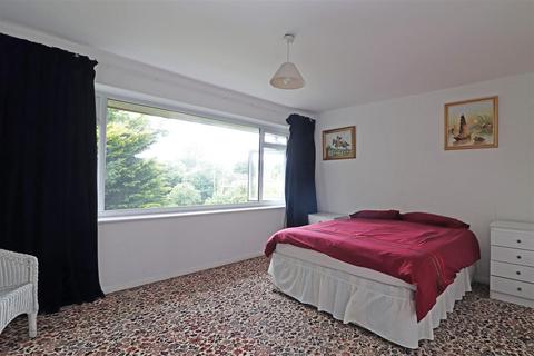 undefined, Nash Drive, Redhill
