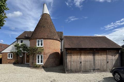 3 bedroom detached house for sale, Staplehurst, Kent