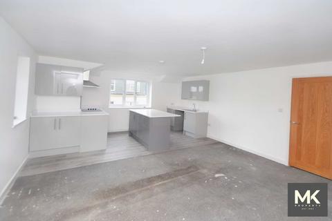 2 bedroom apartment to rent, Balmoral Road, Northampton NN2