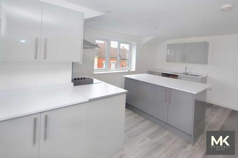 2 bedroom apartment to rent, Balmoral Road, Northampton NN2