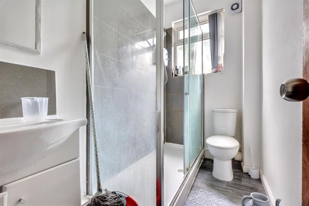 Shower Room.jpeg