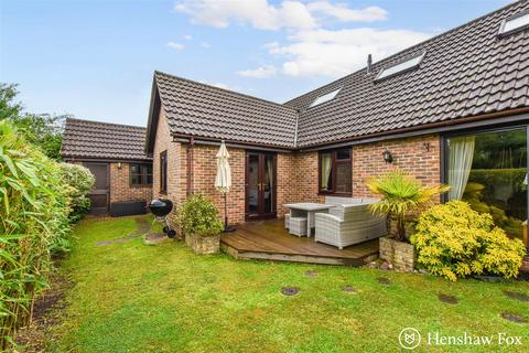 undefined, Bolhinton Avenue, Marchwood, Hampshire