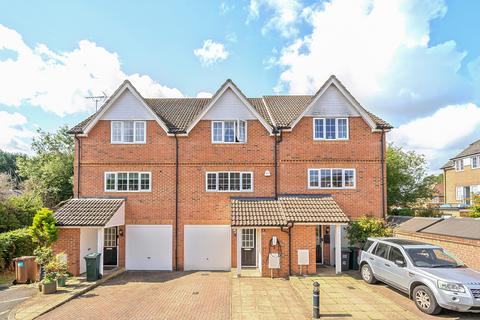 4 bedroom terraced house for sale, Franklins, Maple Cross, Hertfordshire