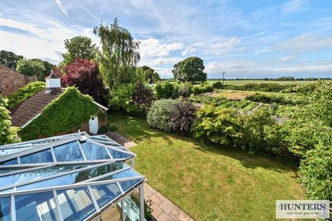 4 bedroom detached house for sale, Main Street, Wressle, Selby