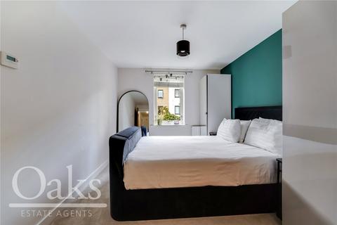50 Watson Place, London, SE25 5EX