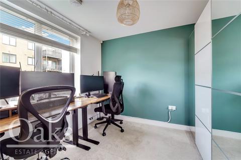 50 Watson Place, London, SE25 5EX