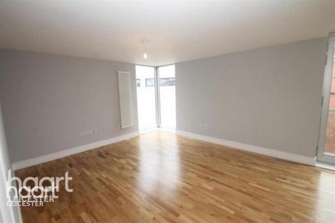 2 bedroom apartment for sale, Shires Lane, Leicester