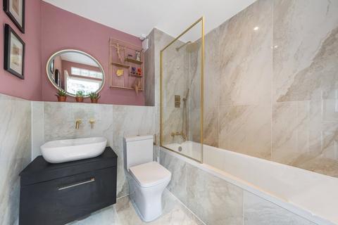 58 Craigerne Road, London, SE3 8SN