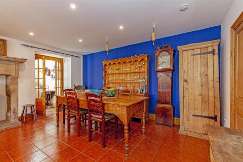 undefined, Dakins House, Main Street, Taddington, SK17 9TU