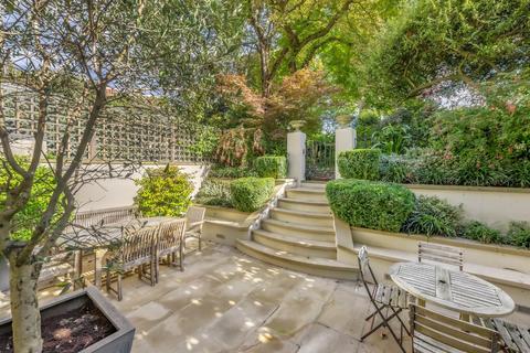 undefined, Upper Addison Gardens, Holland Park, London