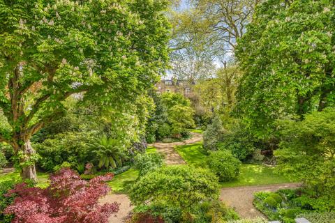 undefined, Upper Addison Gardens, Holland Park, London
