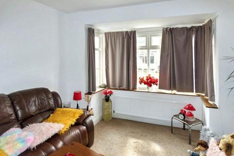 3 bedroom end of terrace house for sale, Etherington Drive, Hull, HU6
