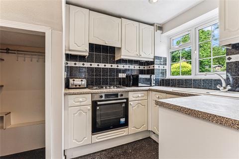1 bedroom semi-detached house to rent, Upper Tooting Park, SW17