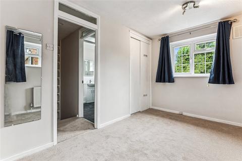 1 bedroom semi-detached house to rent, Upper Tooting Park, SW17