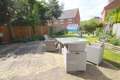 5 bedroom detached house for sale, Jacksons Lane, Billericay CM11