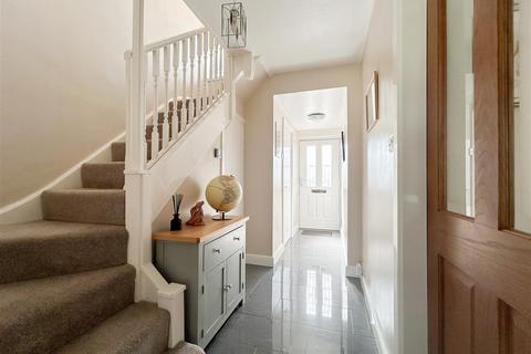 6 Lightborne Road, Sale, M33 5EA