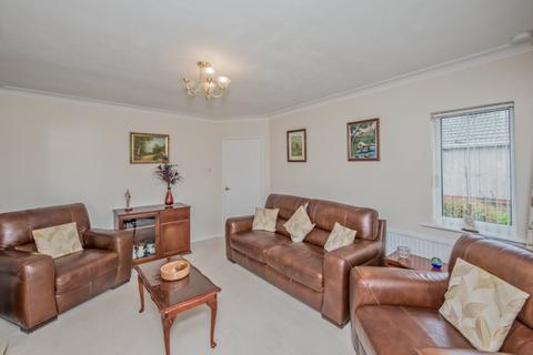 2 bedroom bungalow for sale, Kings Drive, Wrose, Bradford, BD2