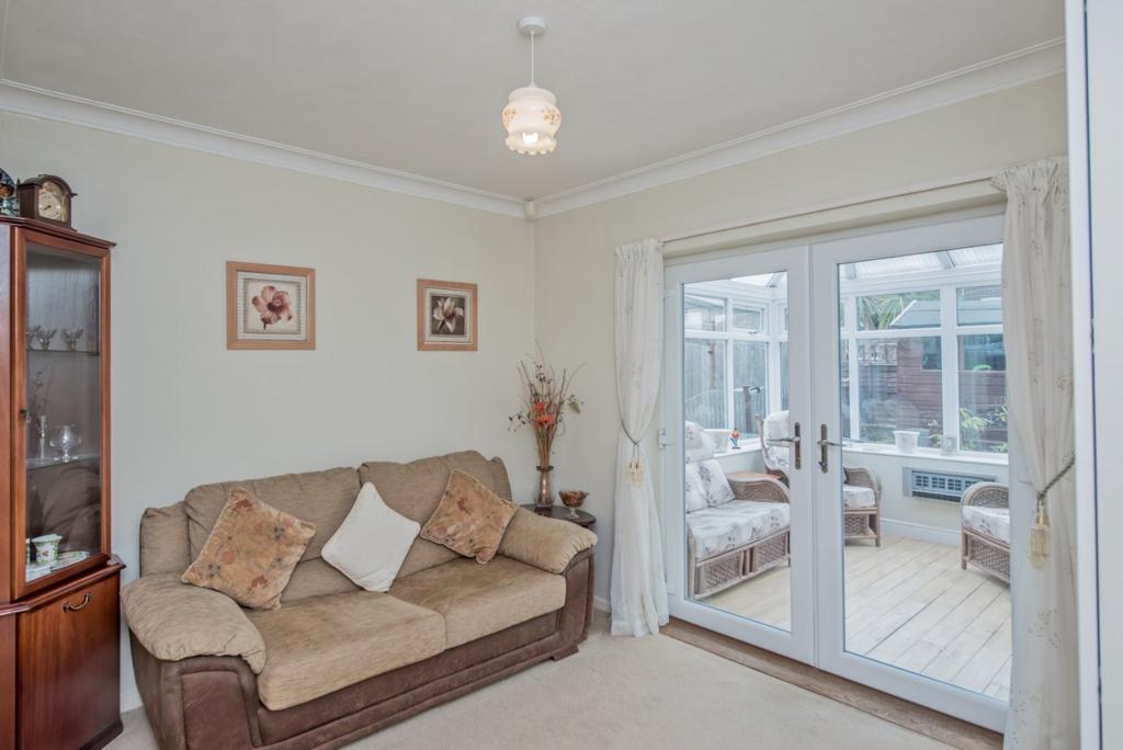 Dining Room/Bedroom
