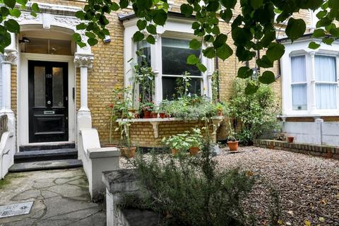 1 bedroom flat for sale, Evering Road, London, N16