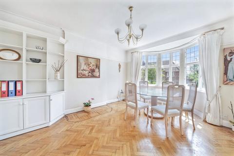 4 bedroom semi-detached house for sale, Brim Hill, London N2