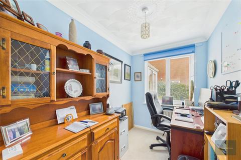 2 Burnet Close, Melksham, SN12 7SJ