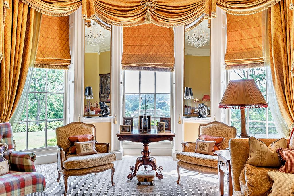 Drawing room bay window