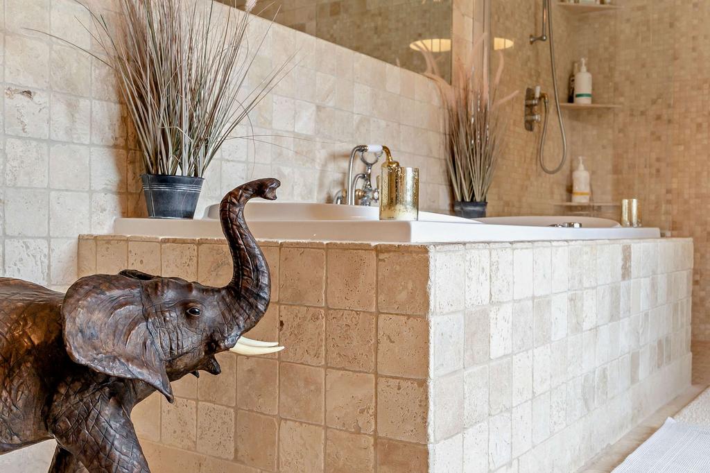 Travertine Tiles