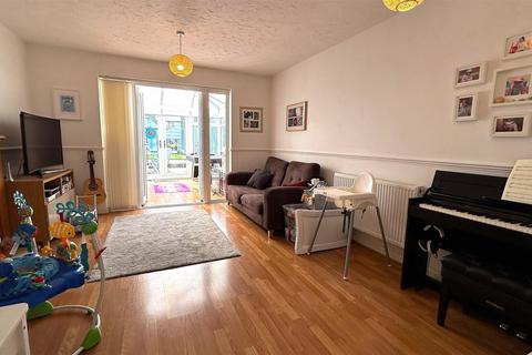 25 Brookdale Close, Rubery, Birmingham, B45 9FH