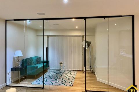 2 bedroom apartment to rent, Constantine House, London, NW9