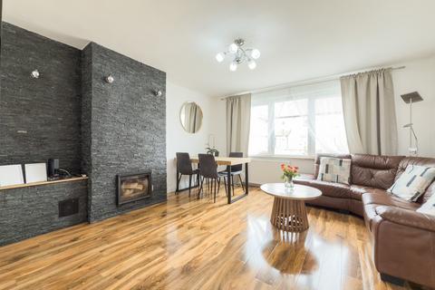 17 Alexandra Drive, Bathgate, EH48 1ST