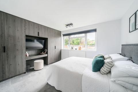 21 White House Drive, Stanmore, HA7 4NQ