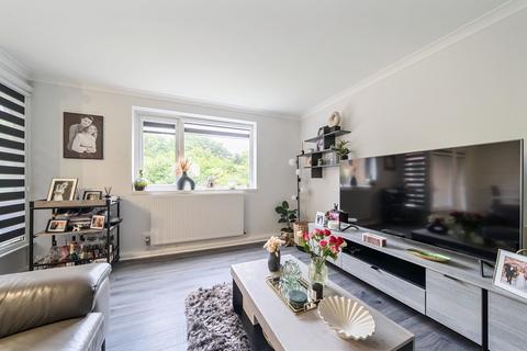 21 White House Drive, Stanmore, HA7 4NQ