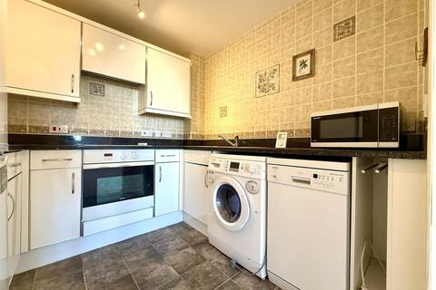 1 bedroom flat for sale, Cockfosters Road, Cockfosters, Barnet