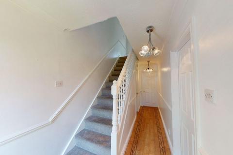 4 bedroom detached house to rent, Seddon Street, Westhoughton, BL5