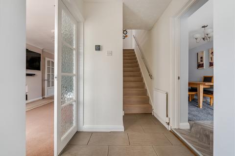 28 Becket Drive, Weston-super-mare, BS22 7TW