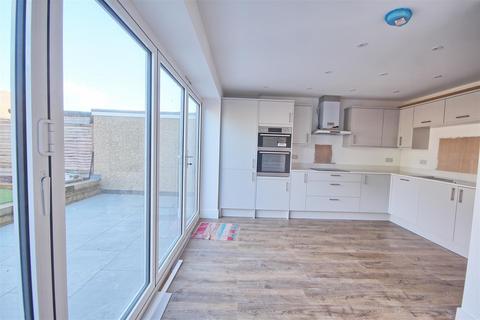 undefined, Frenchs Close, Stanstead Abbotts SG12