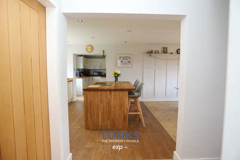 undefined, Merton Close, Oldbury B68