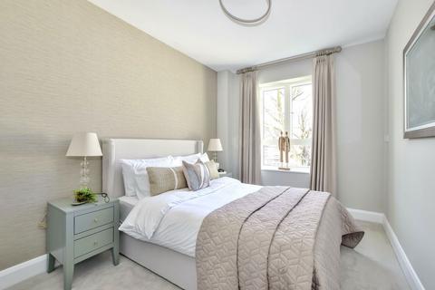 4 bedroom semi-detached house for sale, Victoria Close, Rickmansworth, Hertfordshire, WD3 1QY