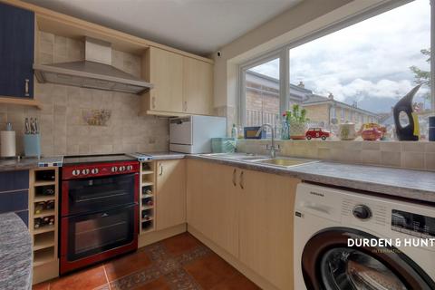 40 Fullers Close, Kelvedon, Colchester, CO5 9JX