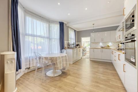 31a Park Road, London, E15 3QP