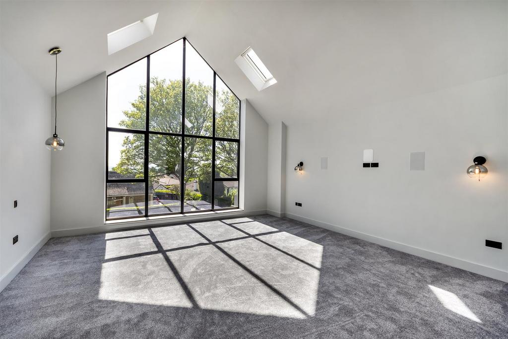 DSC 8983-Edit room.JPG