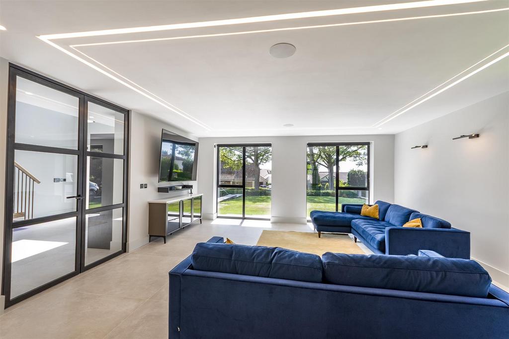 DSC 8902-Edit lounge.JPG